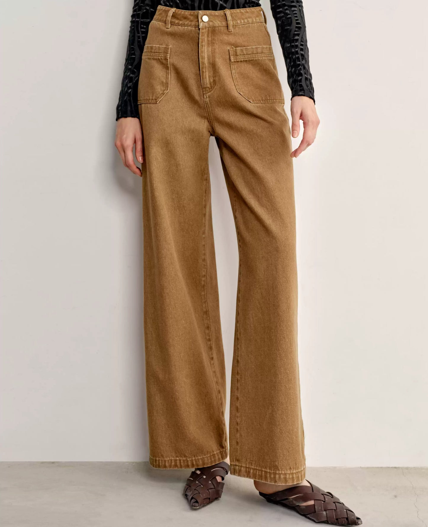 High-Waisted Wide-Leg Jeans ā Wasteland Style